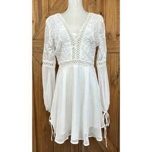 Showpo White Boho Embroidered Mini Dress Women 10 M NWT Lace Long Sleeve Bridal